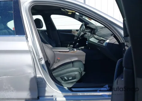 2019 BMW 530I xDrive z USA, uszkodzony, nr VIN WBAJA7C58KG912108